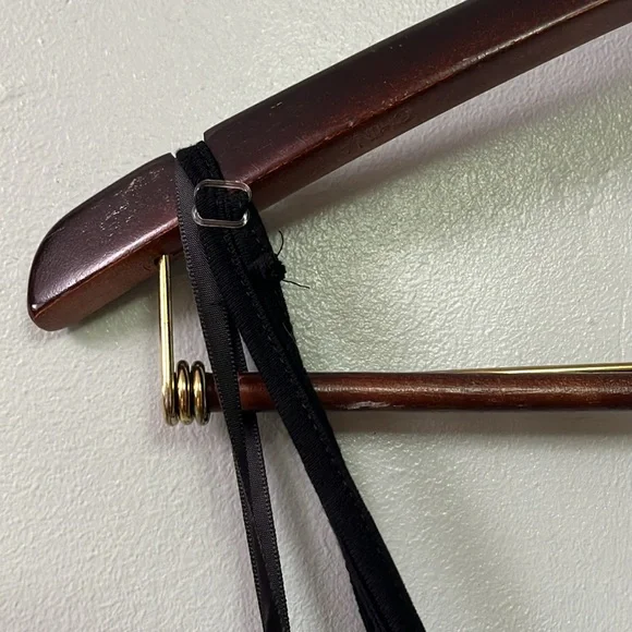 Colorblock Ruffle Dress - Picture 5 of 7